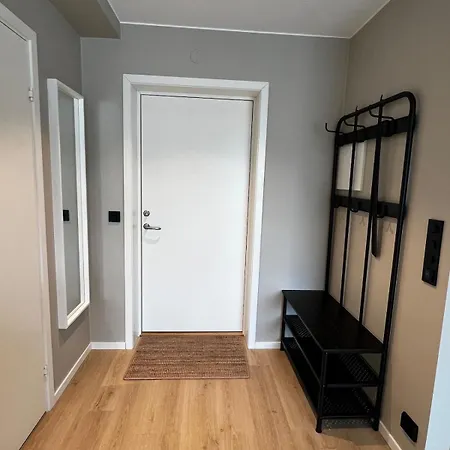 Newly Refurbished In The Center Verdalsora