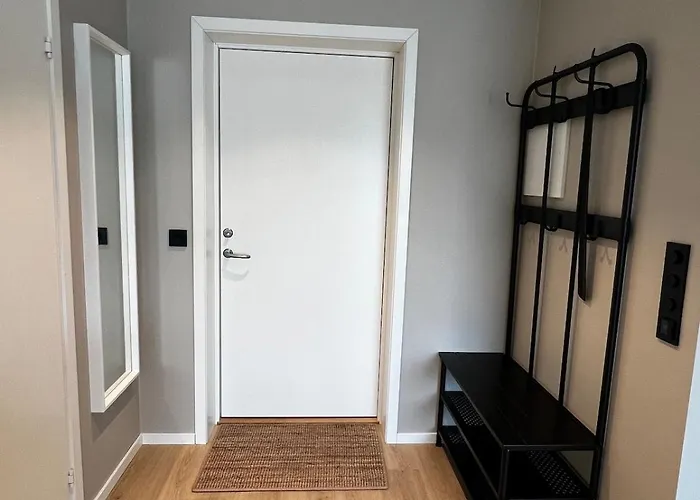 Newly Refurbished In The Center Verdalsora