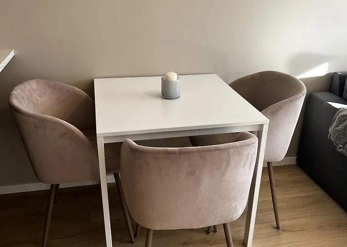 Newly Refurbished In The Center Verdalsora