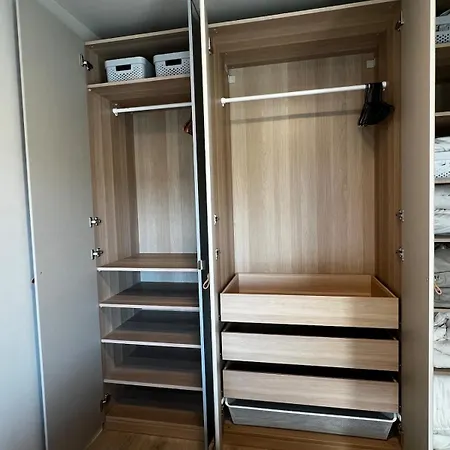Newly Refurbished In The Center